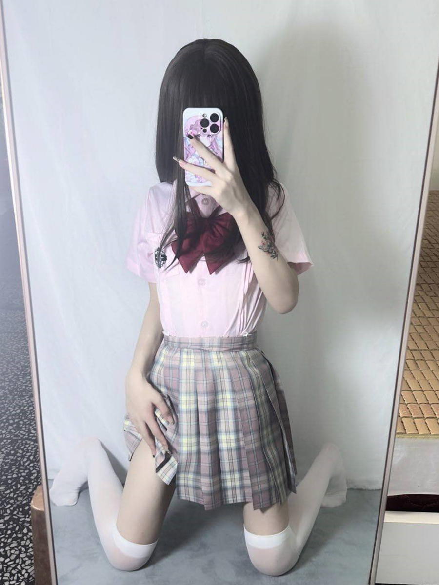 少女的粉穴，真的好美