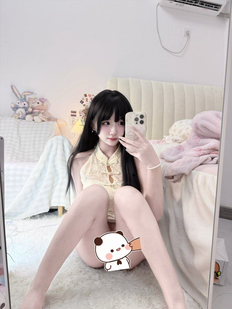 约炮只约小萝莉 肤白貌美大长腿苗条大一校花被男人当狗操 白虎小嫩逼一边喊疼一边被操