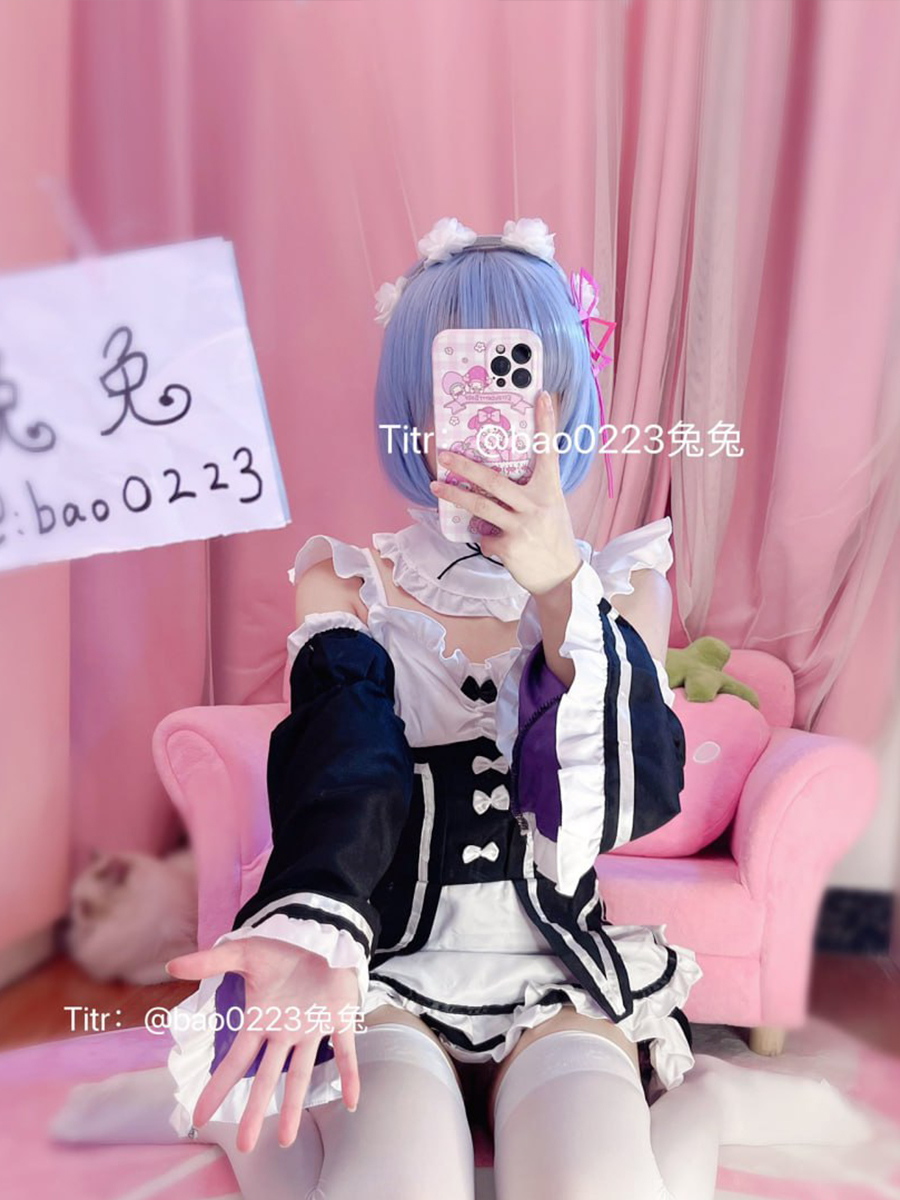 兔兔酱 推特极品萝莉，白丝少女，极品白虎嫩穴自慰，超级粉嫩